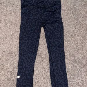 Lulu lemon fast and free gently worn sz 2